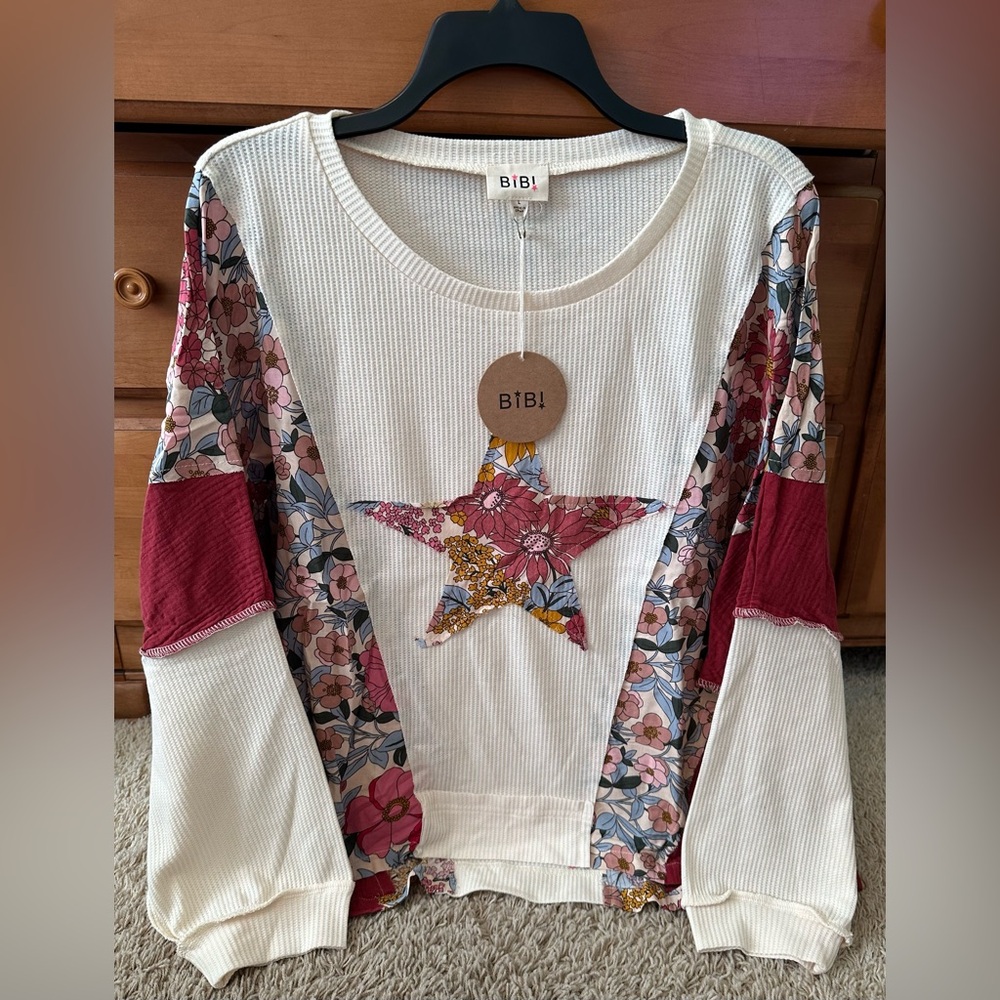 NWT BIBI FLORAL MIXED PATCH TOP